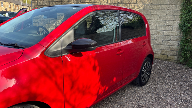 Volkswagen Up 1.0 65PS Black Edition 5dr Petrol Hatchback